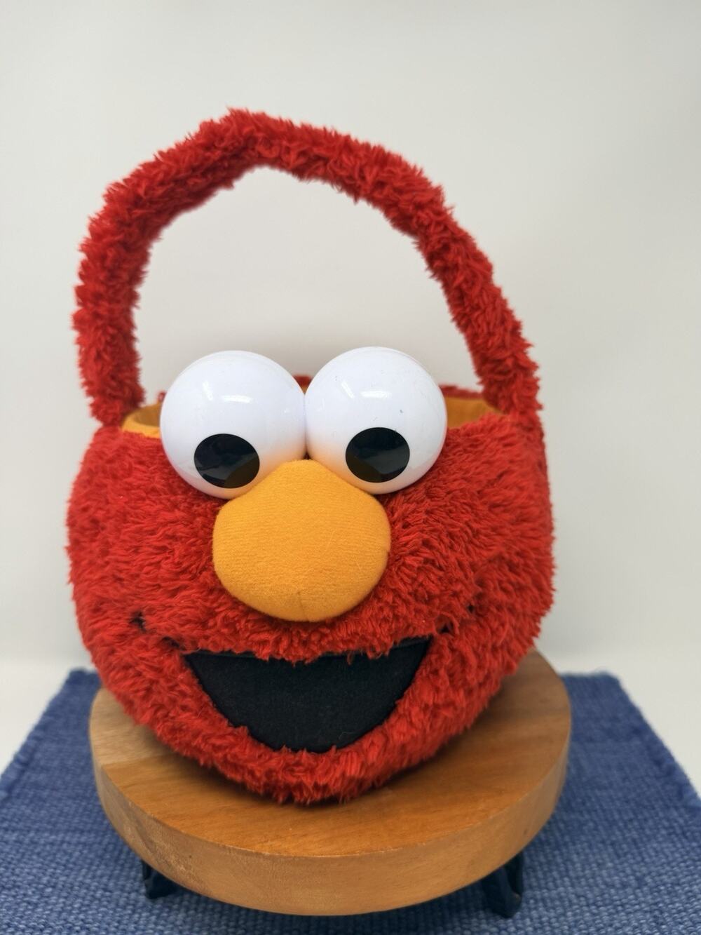 Sesame Street Elmo Plush Basket Easter Egg Hunt Candy Holder